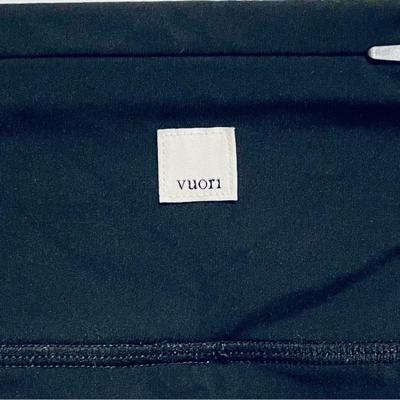 Vuori Stride black side pocket 7/8 Leggings S - Picture 9 of 9